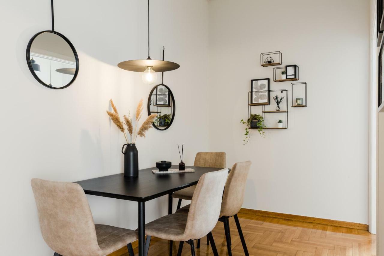 Central Cozy Apartments In Plaka By Upstreet Athens Ngoại thất bức ảnh